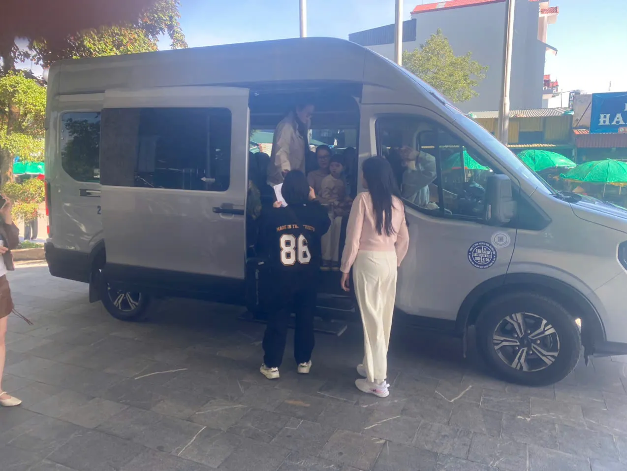 Nhà xe Việt Yên cho thuê xe 16 chỗ Hà Nội di du lịch Hà Giang