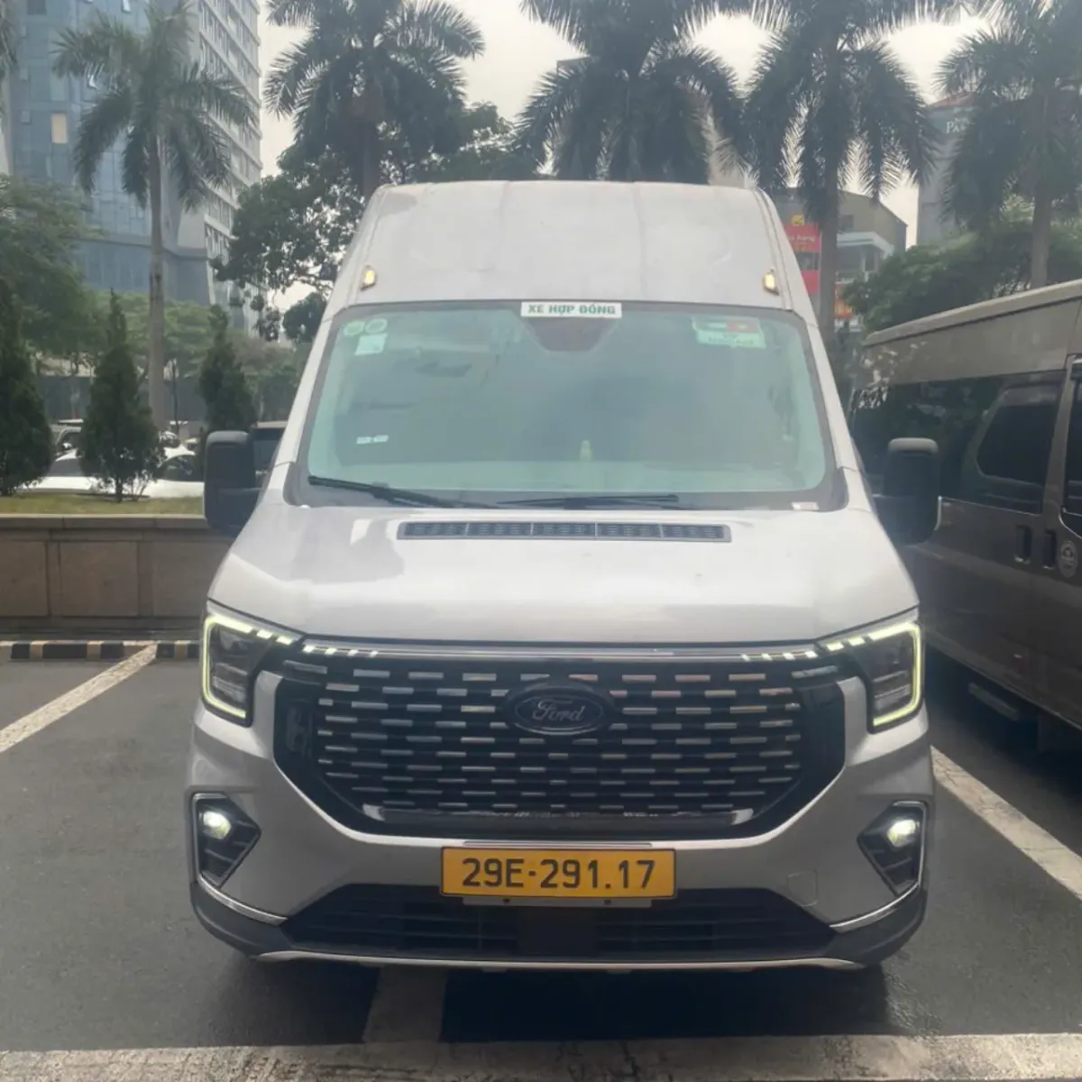 Nhà xe Việt Yên cho thuê xe 16 chỗ tại xã Bát Tràng, Hà Nội