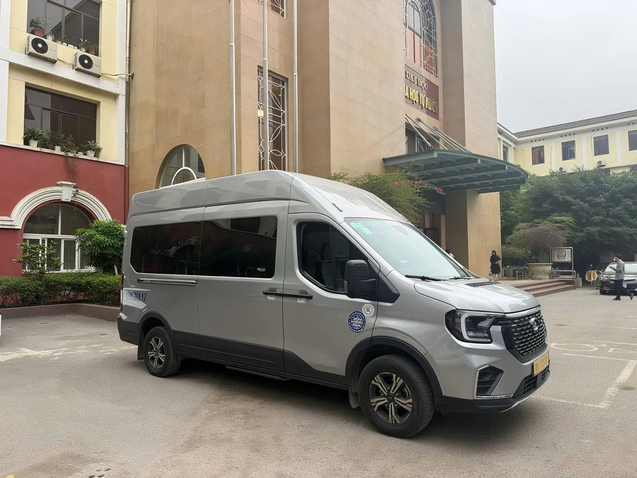 Thuê xe 16 chỗ Hà Nội đi Cúc Phương Thuê xe 16 chỗ Hà Nội đi Cúc Phương