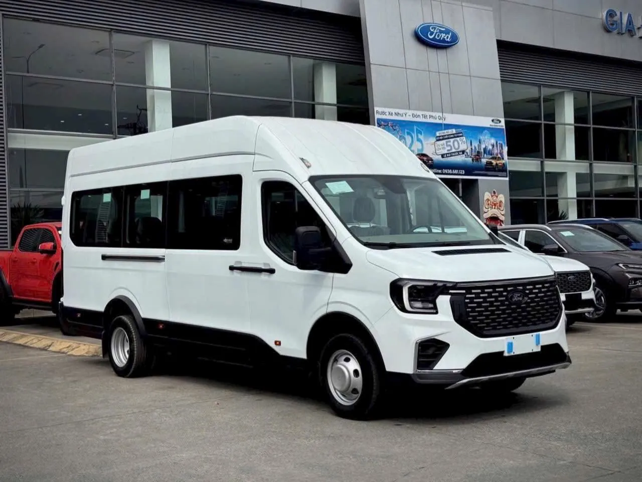 Thuê xe du lịch 16 chỗ tại Thanh Hóa