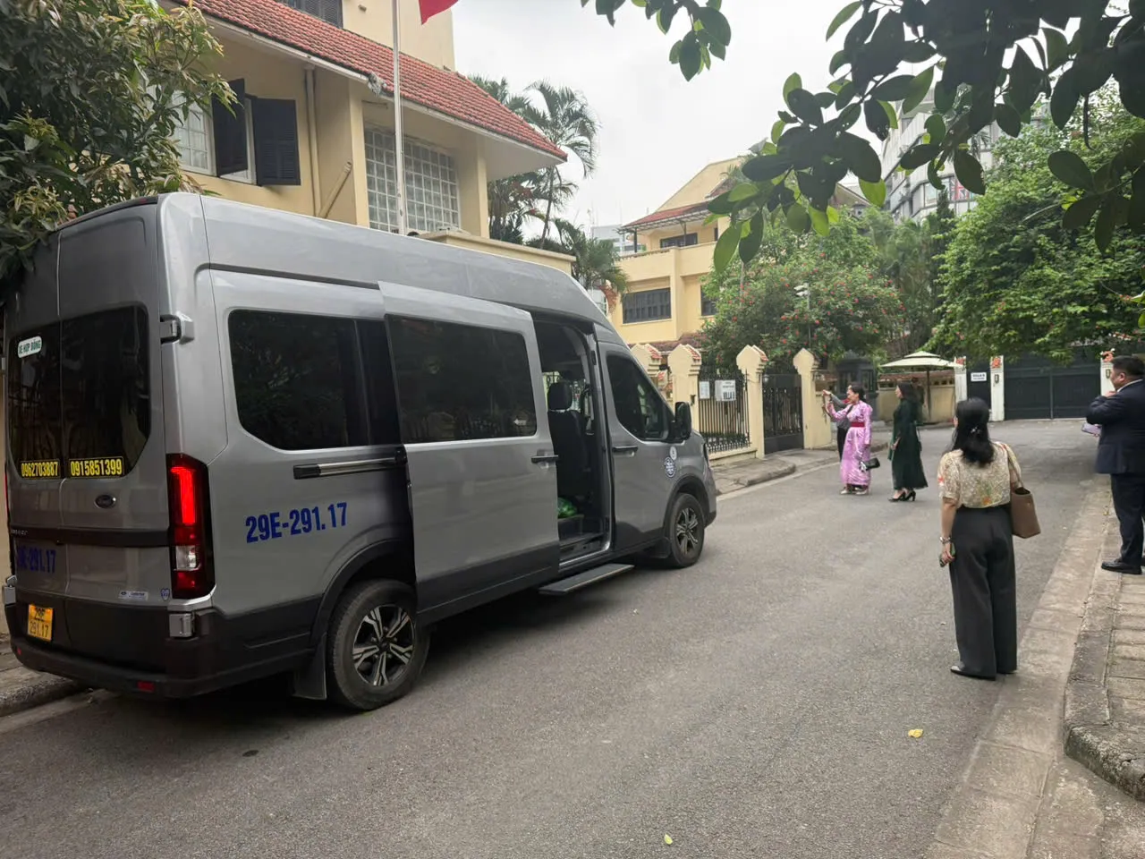 Xe 16 chỗ Giảng Võ đi Sầm Sơn