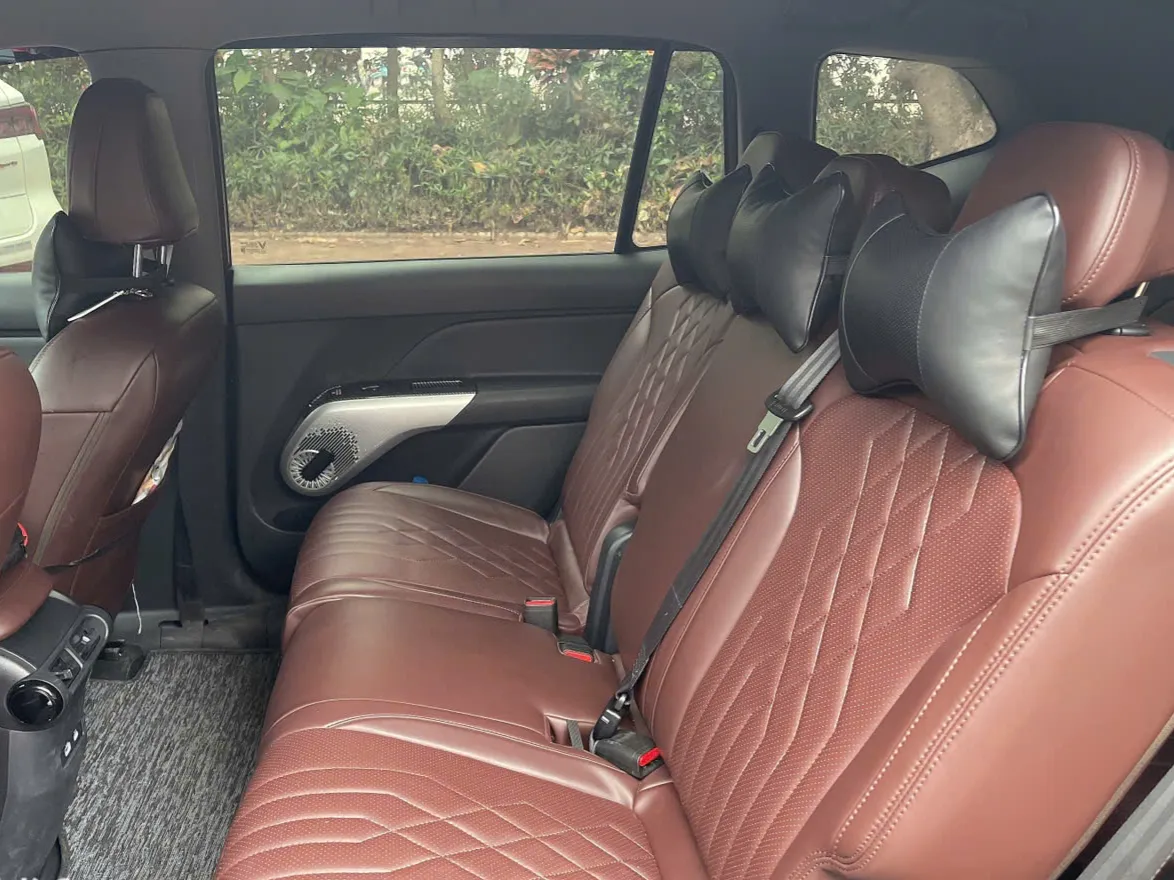 Xe 7 chỗ cao cấp Hương Sơn đi Ga Gia Lâm